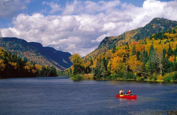 Gite Parc Mauricie B&B Saint Mathieu Du Parc Bagian luar foto